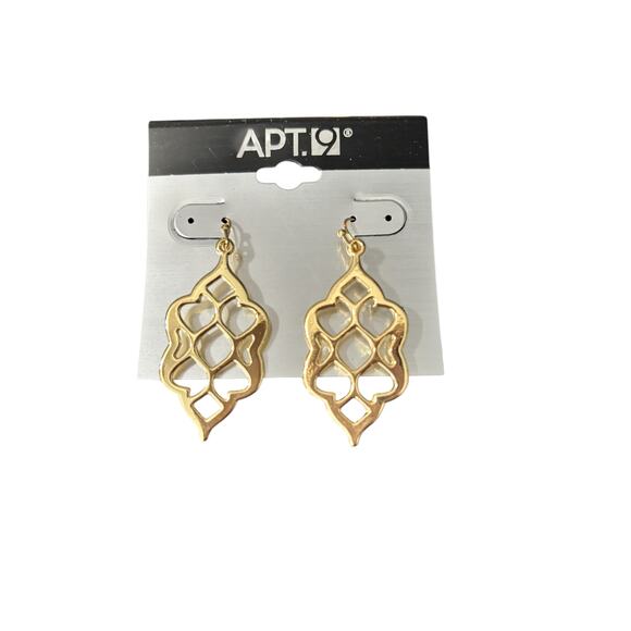 APT.9 NWT Dangle Drop Hook Earrings Gold Tone Dainty Gift For Her - Picture 1 of 3